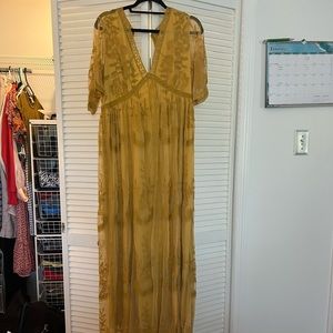 NWOT PINKBLUSH flowy mustard dress